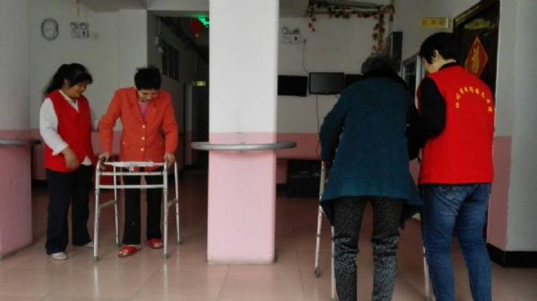 福州老人院电话 鸿博园养老院，周到的养老服务帮您安享晚年